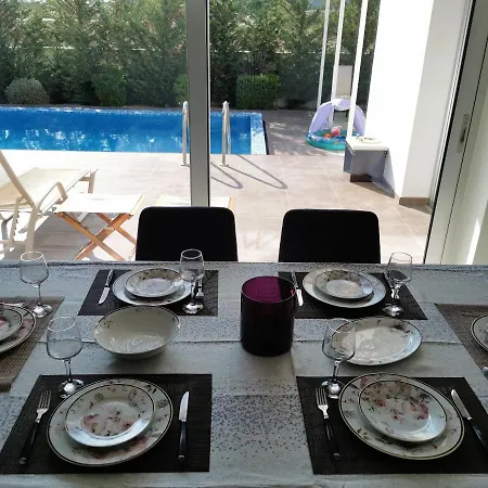 Villa Nikki - Paphos